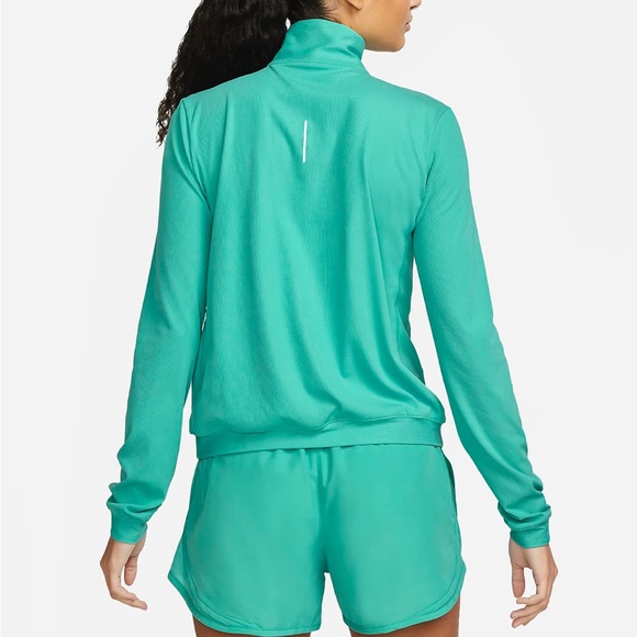 NWT NIKE thumbhole Dri-fit element top - Picture 3 of 13